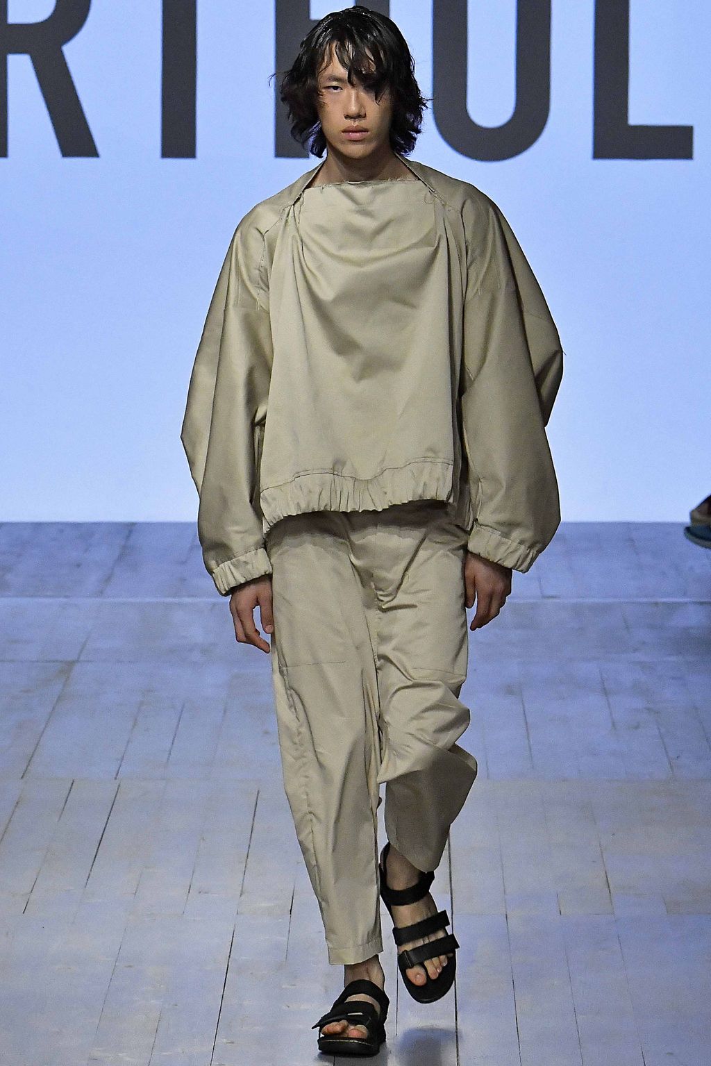 Fashion Week London Spring/Summer 2019 look 21 from the Berthold collection menswear