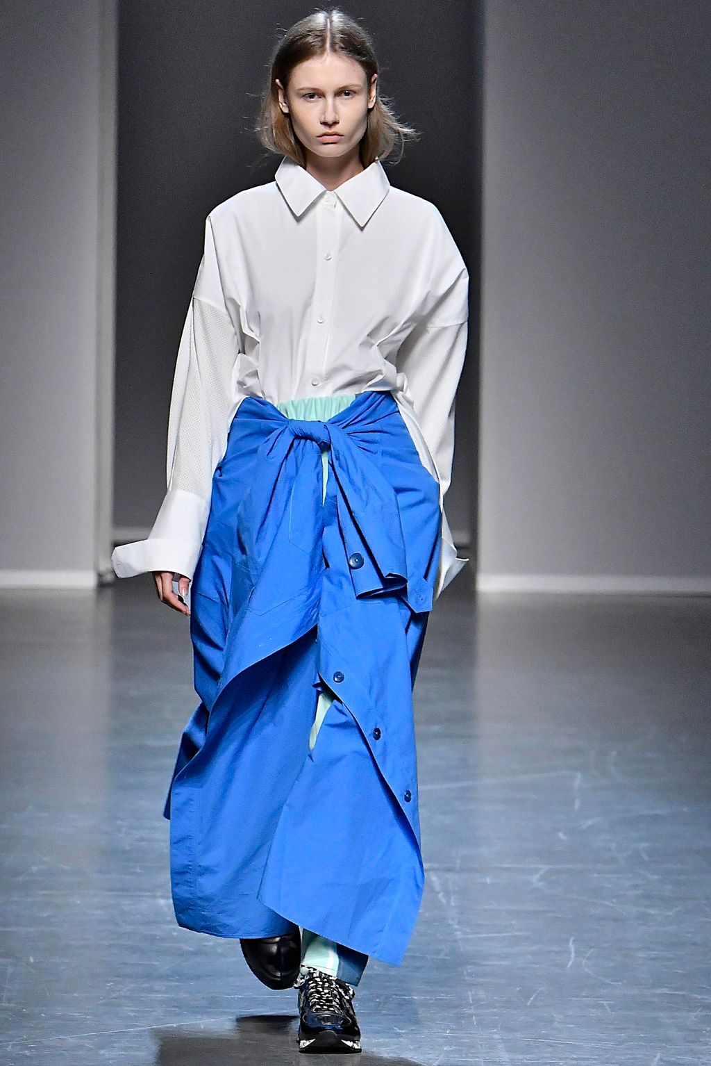 Fashion Week Milan Spring/Summer 2019 look 7 de la collection Besfxxk menswear