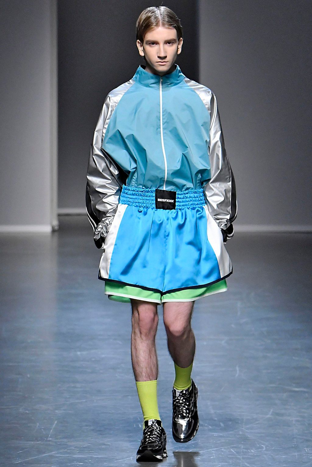 Fashion Week Milan Spring/Summer 2019 look 9 from the Besfxxk collection 男装