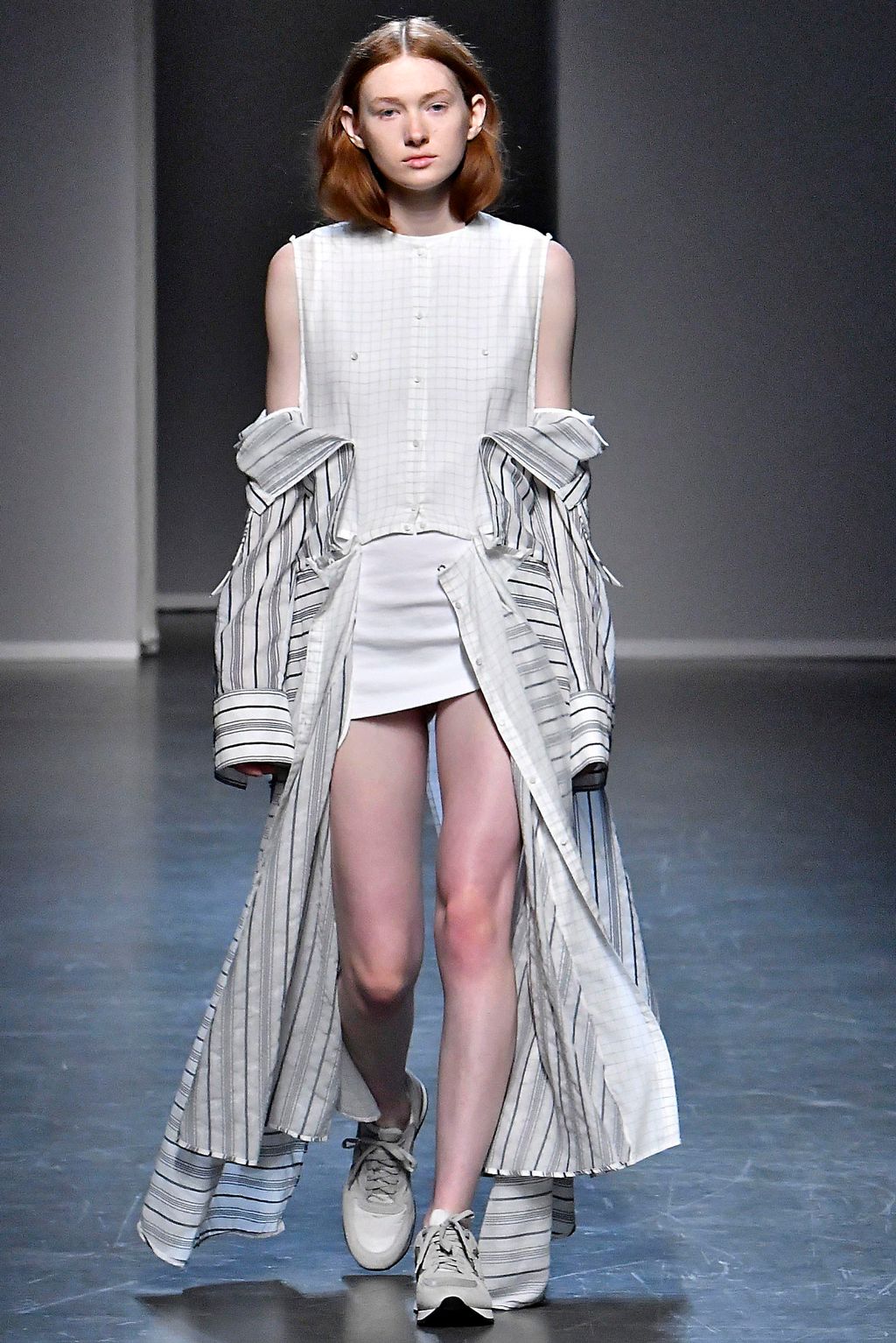 Fashion Week Milan Spring/Summer 2019 look 18 de la collection Besfxxk menswear