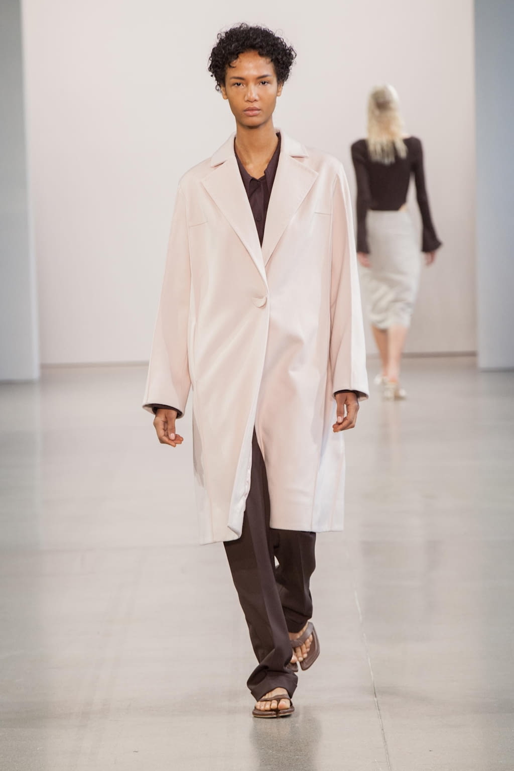 Fashion Week New York Fall/Winter 2020 look 31 de la collection Bevza womenswear