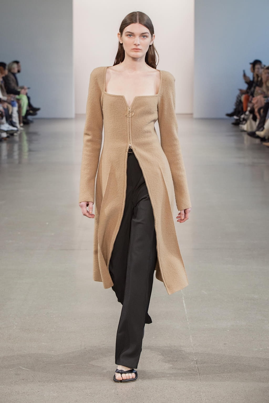 Fashion Week New York Fall/Winter 2020 look 32 from the Bevza collection 女装