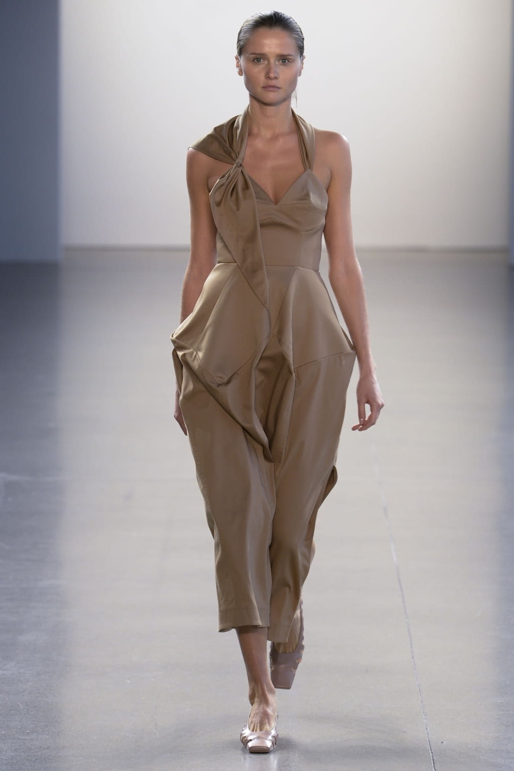 Fashion Week New York Spring/Summer 2019 look 14 from the Bevza collection womenswear