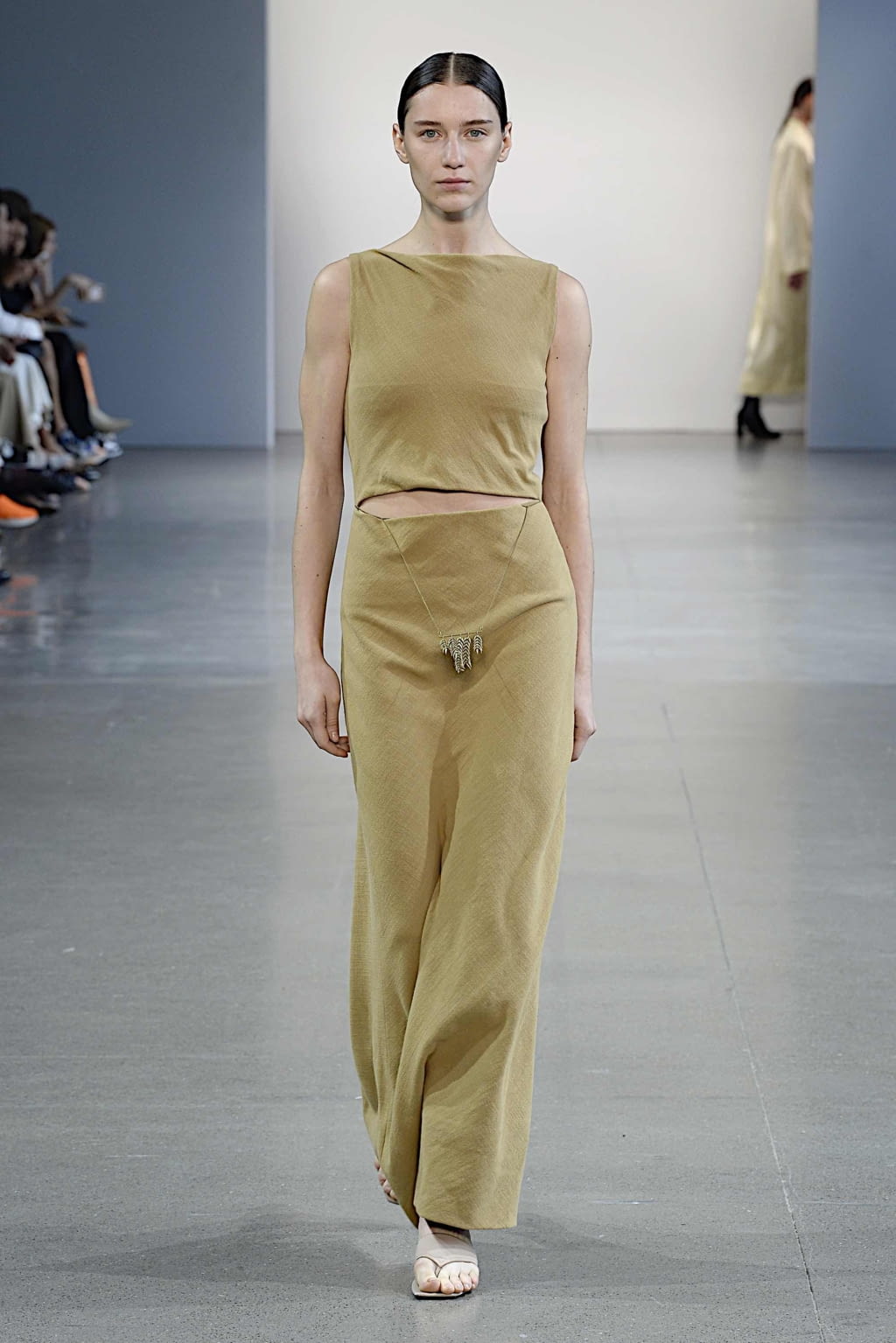 Fashion Week New York Spring/Summer 2020 look 21 de la collection Bevza womenswear