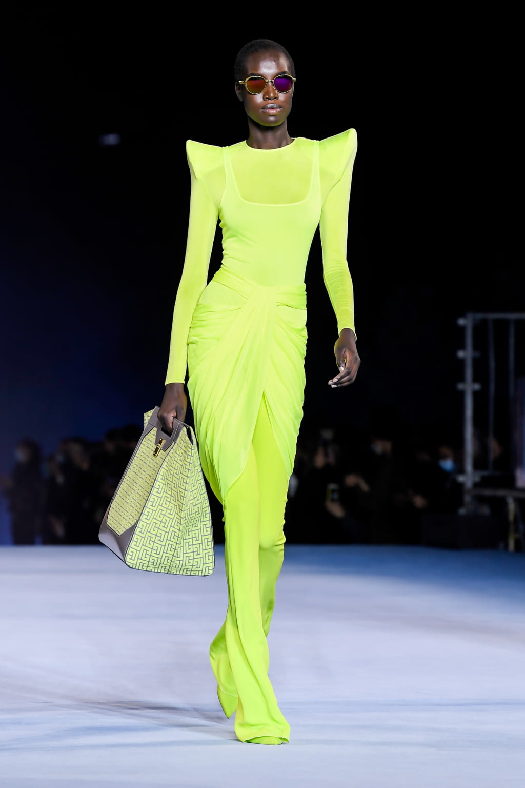 Fashion Week Paris Spring/Summer 2021 look 7 from the Balmain collection womenswear