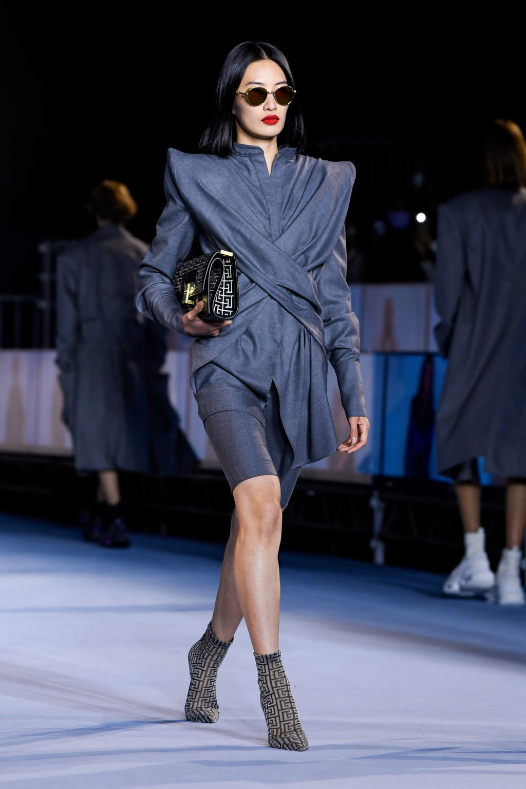 Fashion Week Paris Spring/Summer 2021 look 19 de la collection Balmain womenswear