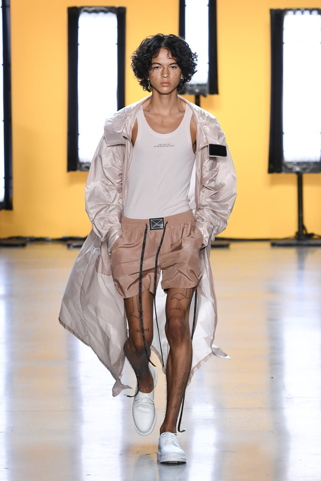 Fashion Week New York Spring/Summer 2020 look 13 de la collection Dirty Pineapple womenswear