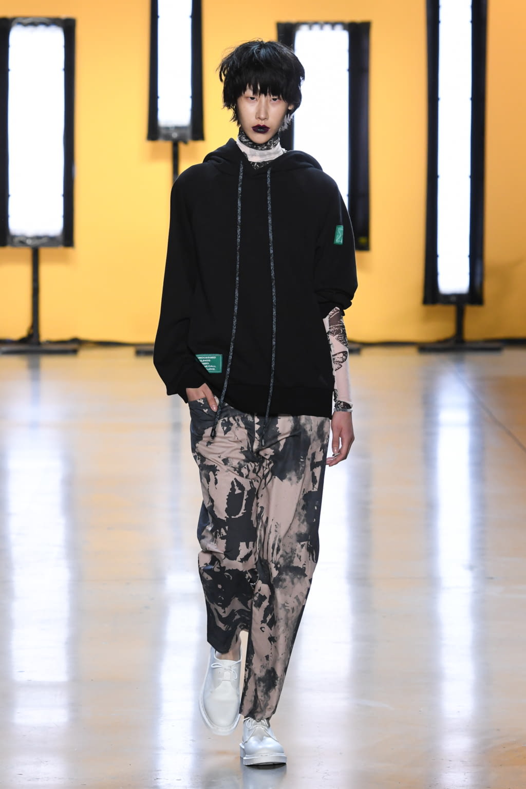 Fashion Week New York Spring/Summer 2020 look 20 de la collection Dirty Pineapple womenswear