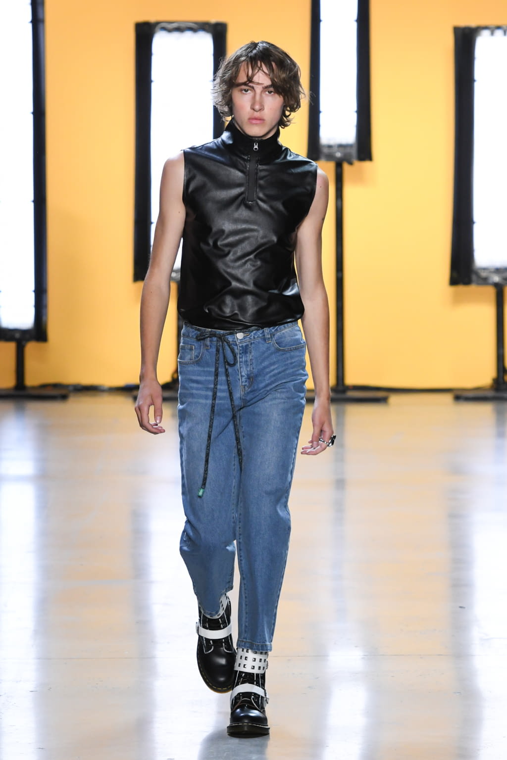 Fashion Week New York Spring/Summer 2020 look 33 from the Dirty Pineapple collection 女装