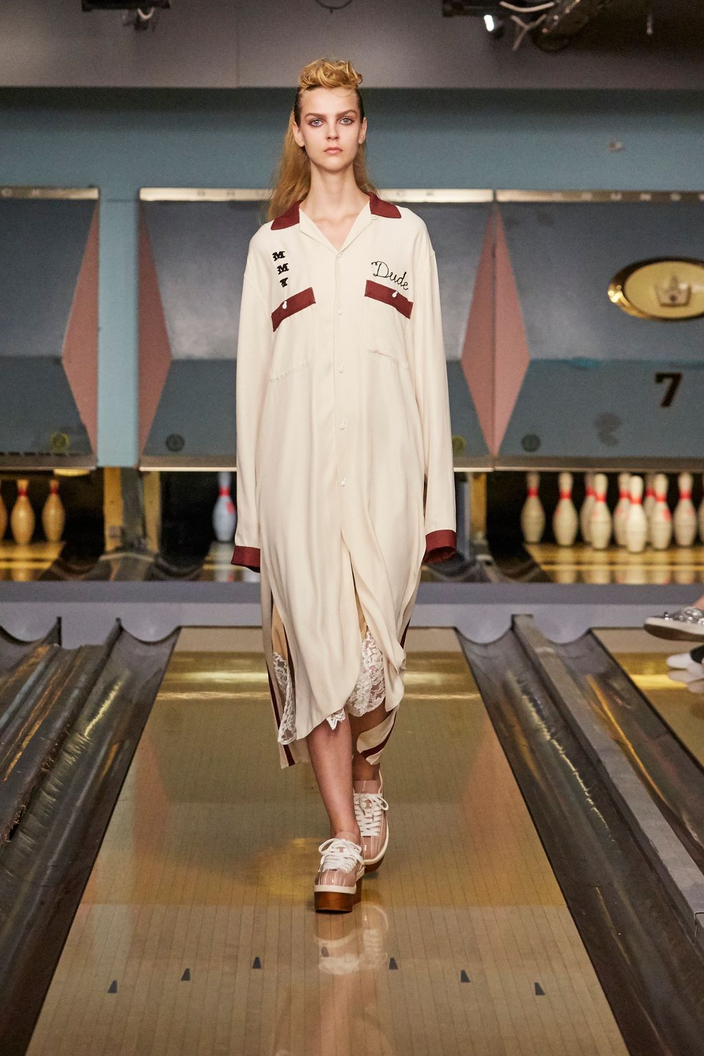 Fashion Week London Spring/Summer 2017 look 6 from the Miharayasuhiro collection menswear