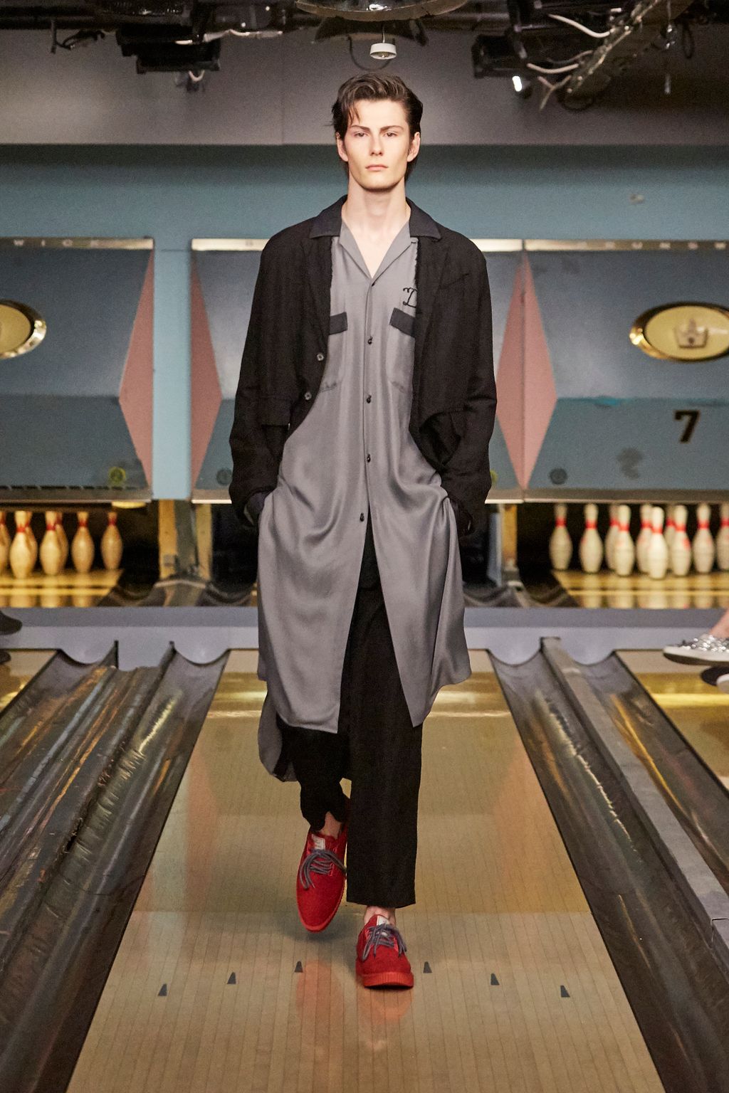 Fashion Week London Spring/Summer 2017 look 22 from the Miharayasuhiro collection menswear