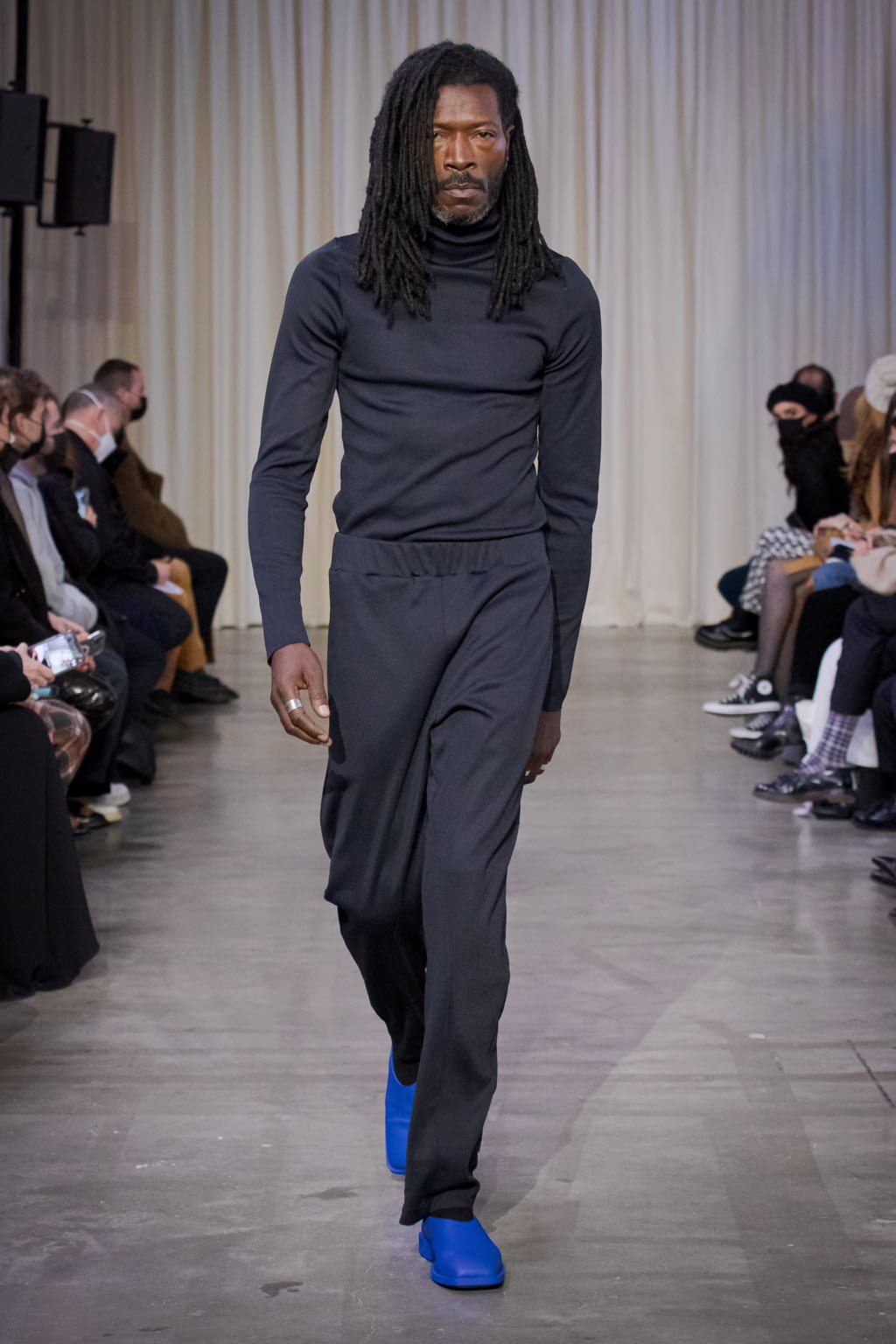Fashion Week Paris Fall/Winter 2022 look 4 from the Bianca Saunders collection menswear