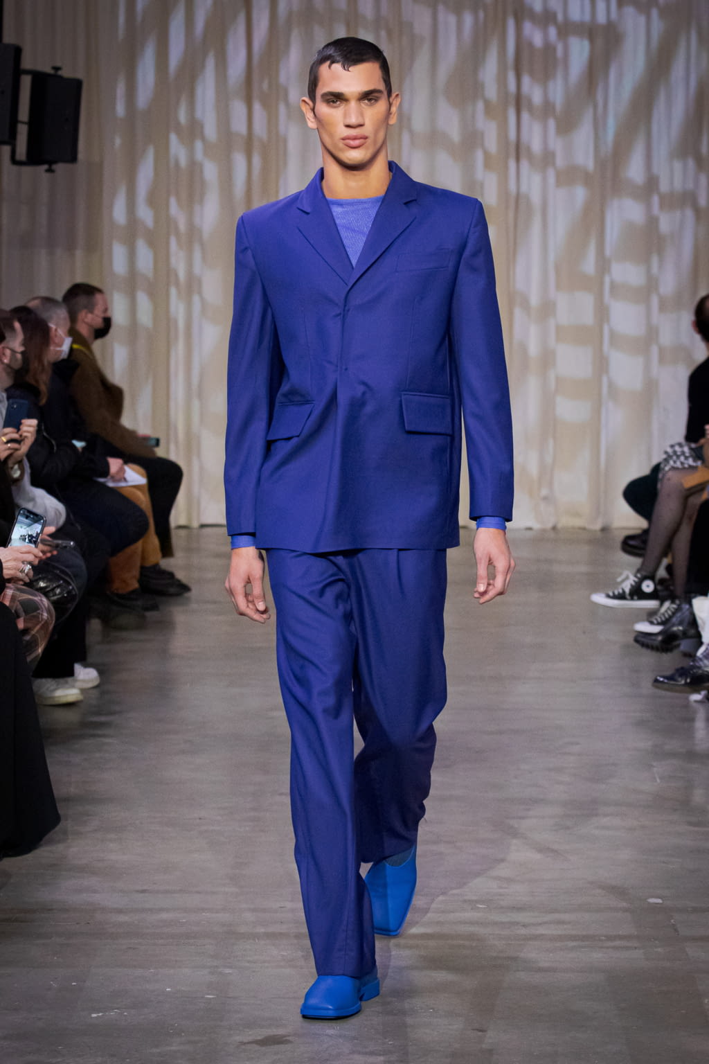 Fashion Week Paris Fall/Winter 2022 look 9 from the Bianca Saunders collection 男装