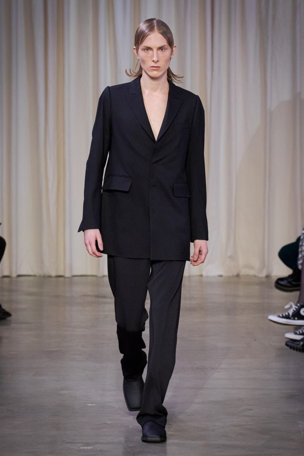 Fashion Week Paris Fall/Winter 2022 look 17 de la collection Bianca Saunders menswear