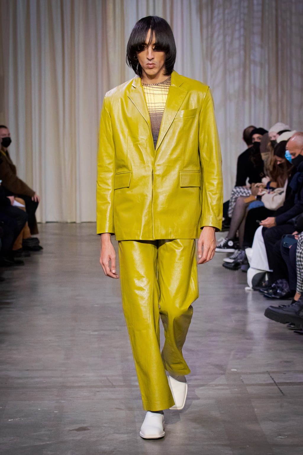 Fashion Week Paris Fall/Winter 2022 look 22 from the Bianca Saunders collection 男装