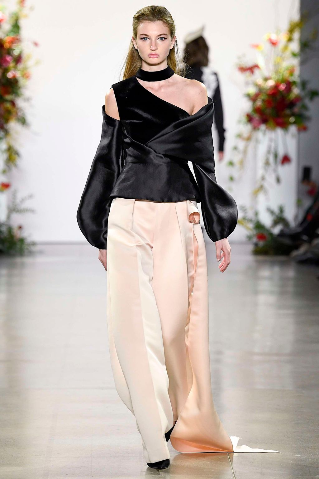 Fashion Week New York Fall/Winter 2019 look 8 from the Bibhu Mohapatra collection womenswear
