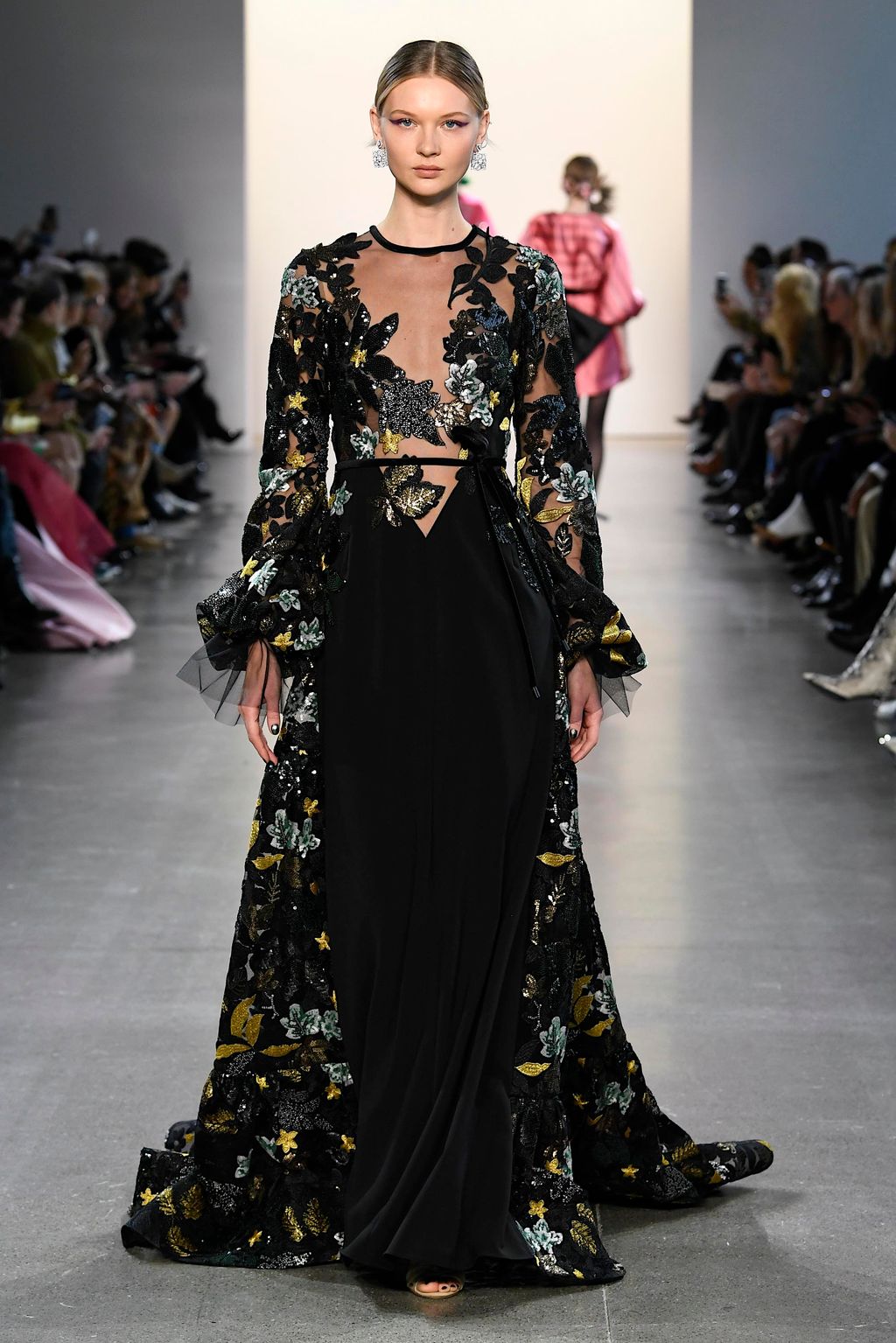 Fashion Week New York Fall/Winter 2020 look 21 from the Bibhu Mohapatra collection 女装