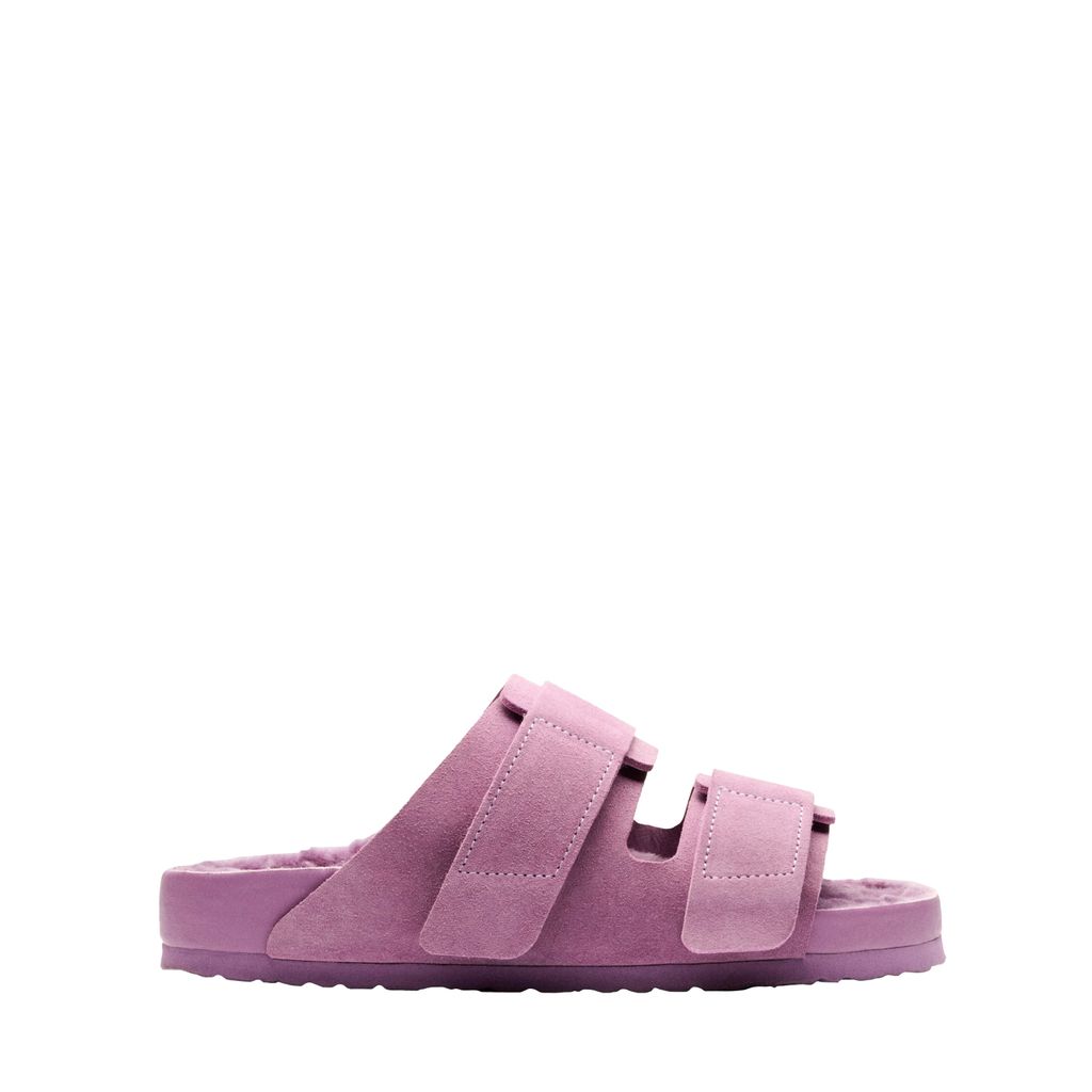 Fashion Week Paris Fall/Winter 2023 look 60 from the Birkenstock 1774 collection womenswear accessories