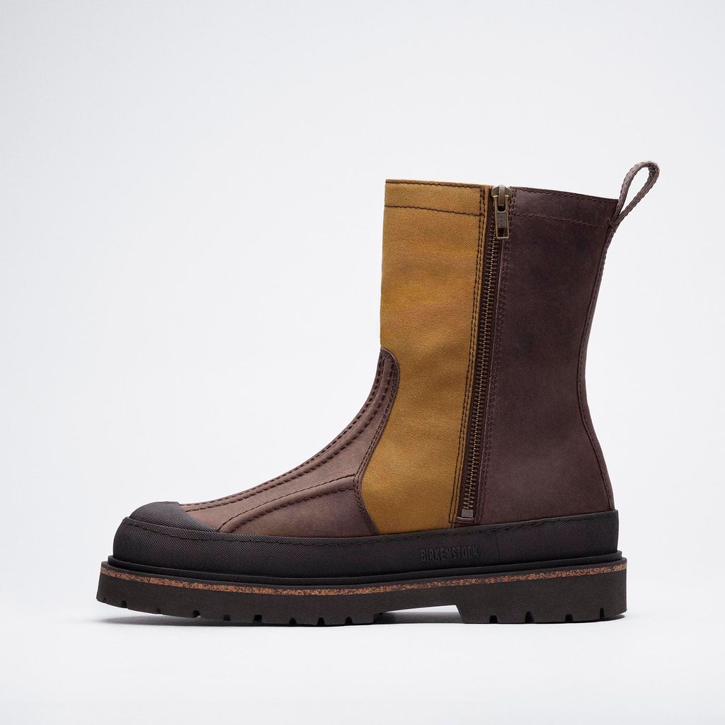 Fashion Week Paris Fall/Winter 2024 look 57 from the Birkenstock 1774 collection menswear accessories