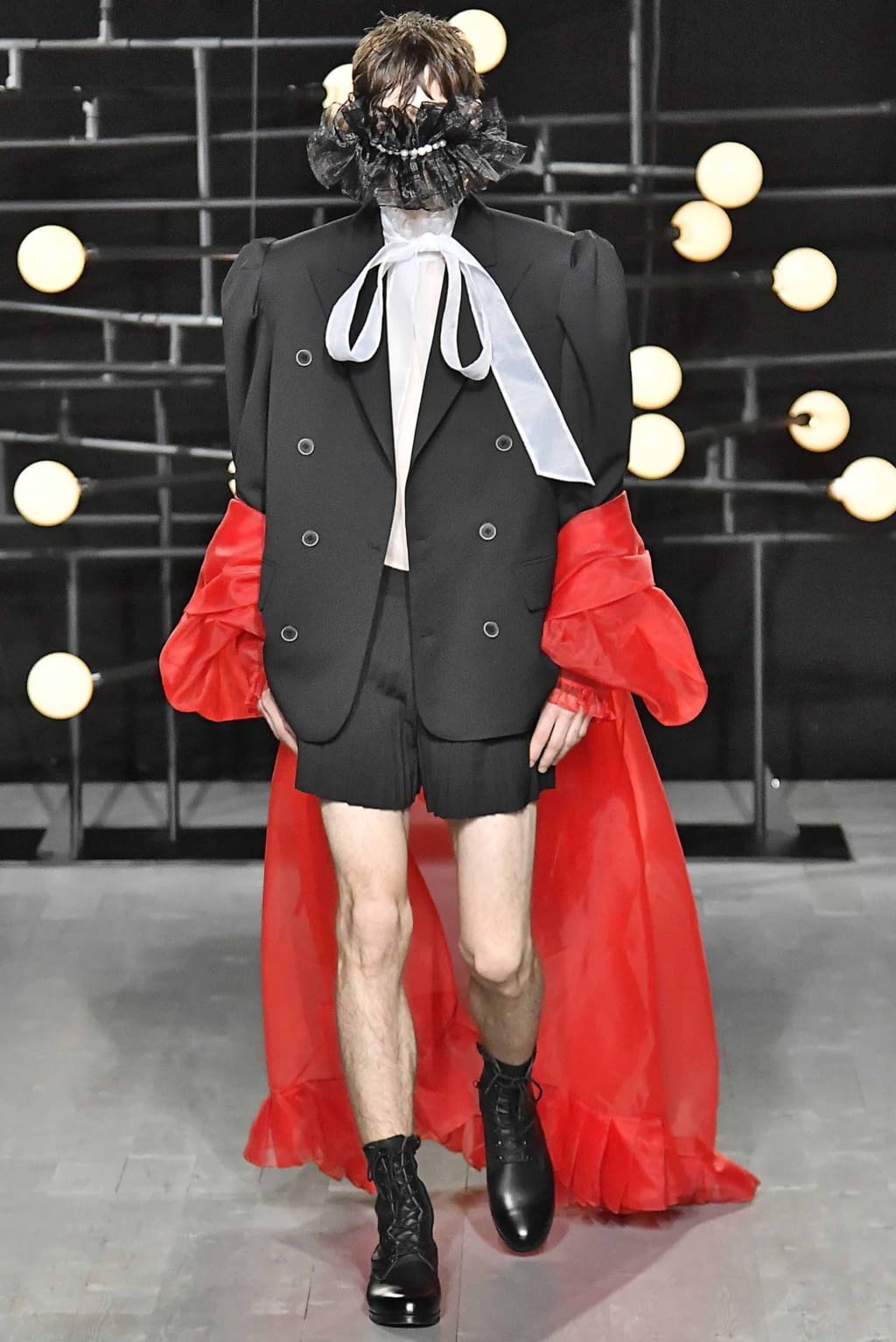 Fashion Week London Spring/Summer 2019 look 26 from the Blindness collection menswear