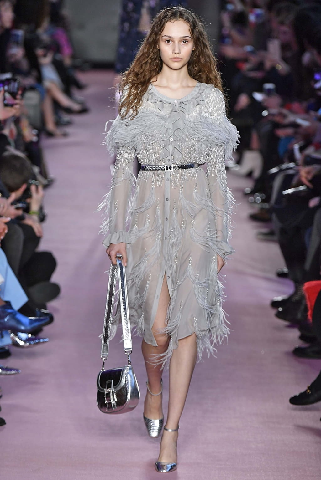 Fashion Week Milan Fall/Winter 2018 look 33 from the Blumarine collection 女装