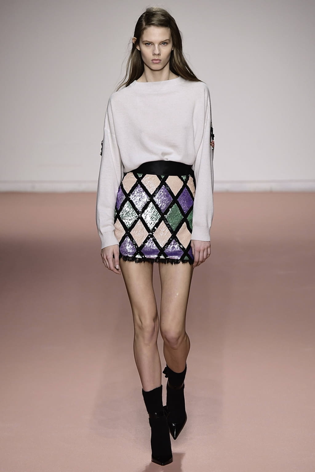 Fashion Week Milan Fall/Winter 2019 look 2 from the Blumarine collection womenswear