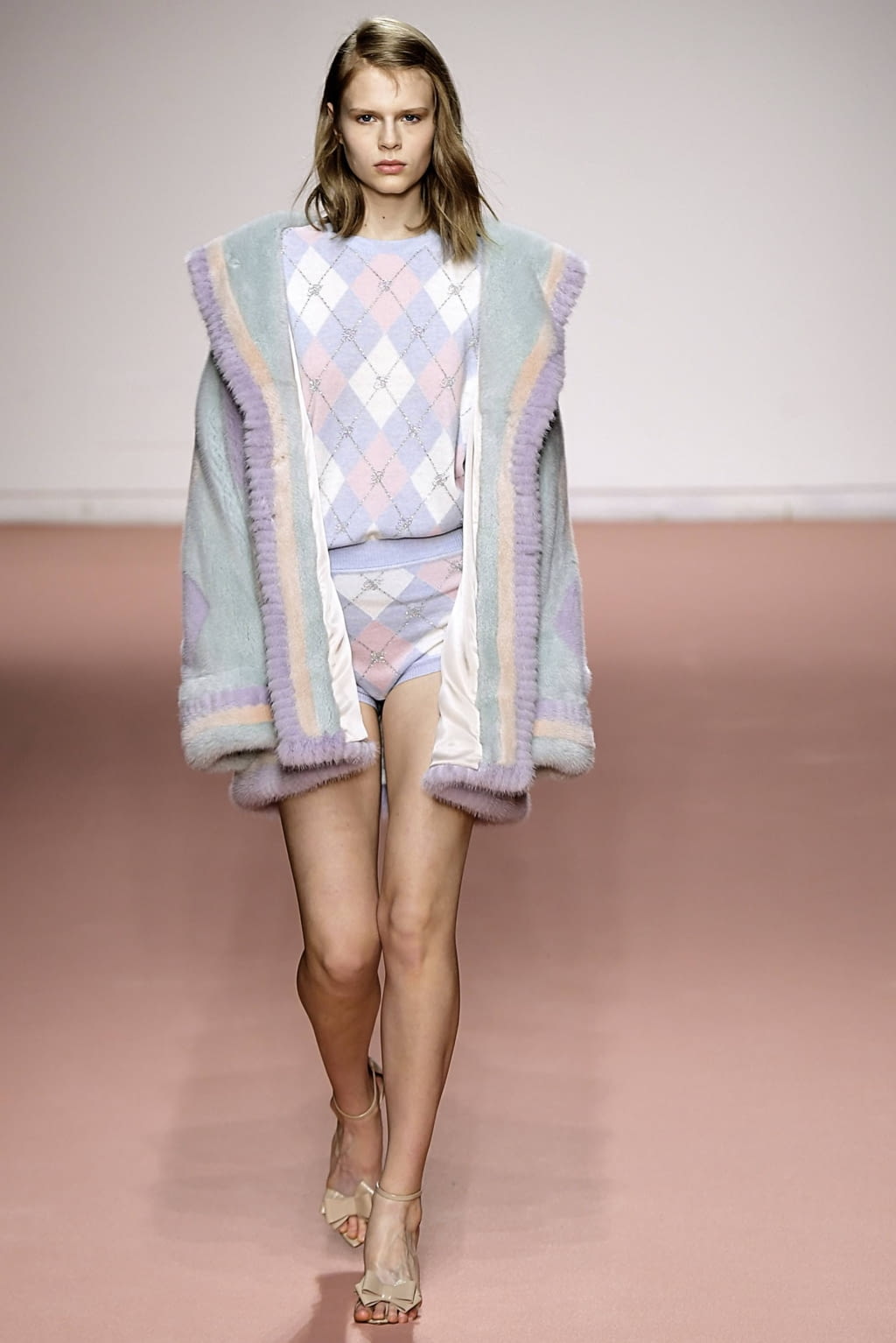 Fashion Week Milan Fall/Winter 2019 look 5 from the Blumarine collection womenswear