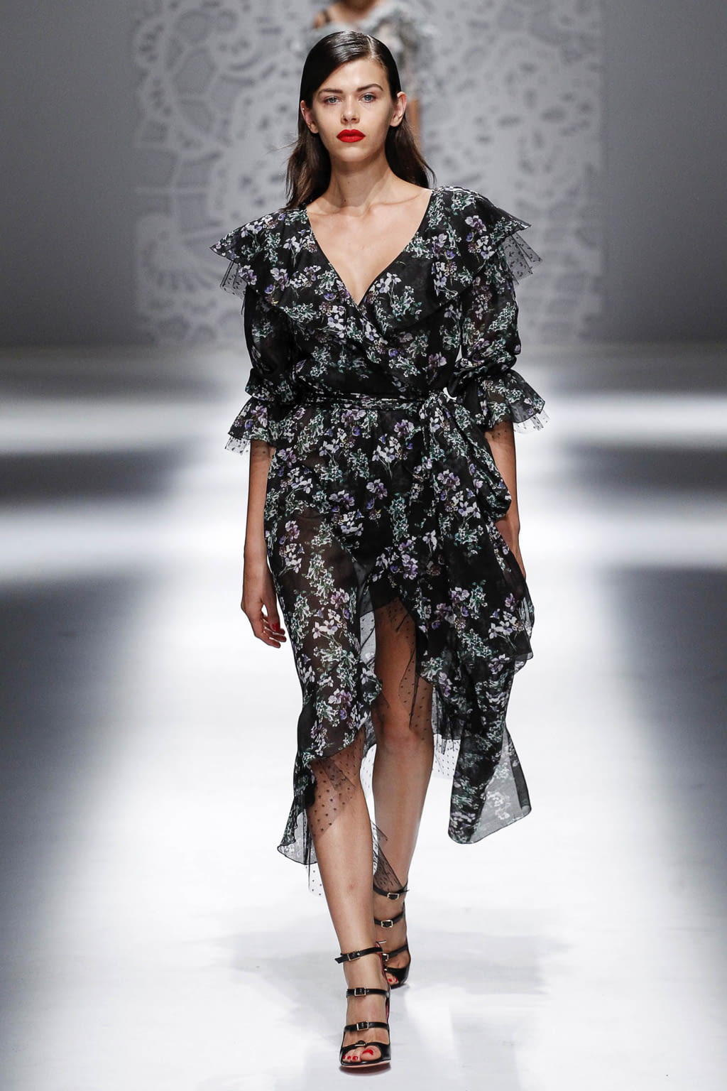 Fashion Week Milan Spring/Summer 2018 look 14 from the Blumarine collection 女装