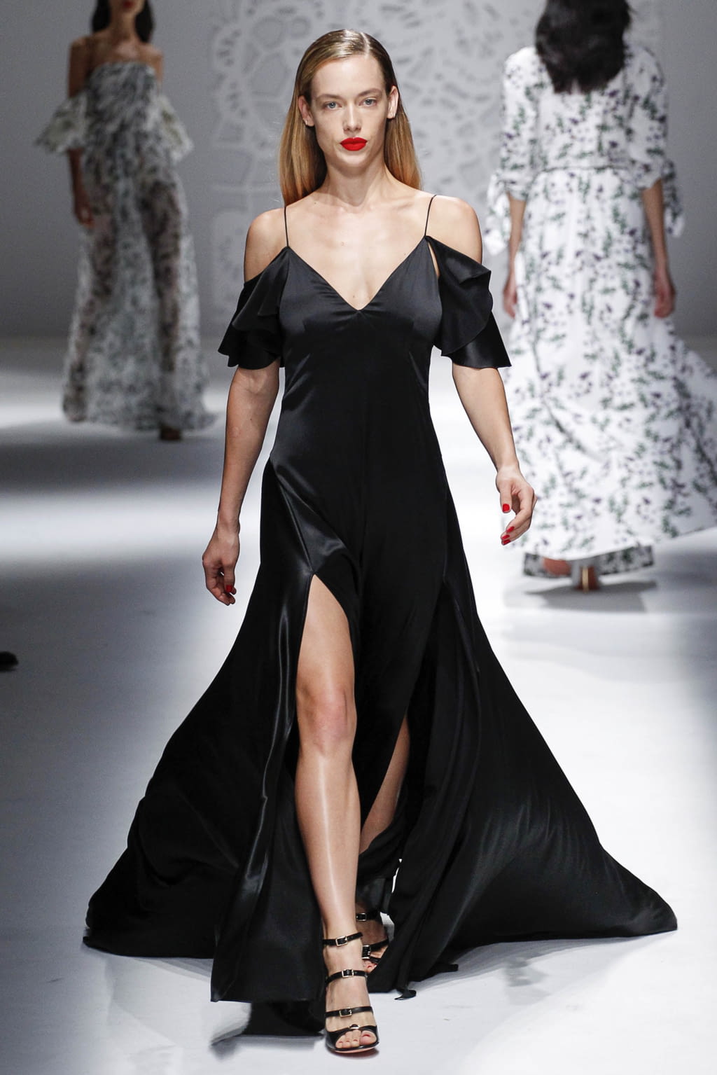 Fashion Week Milan Spring/Summer 2018 look 25 from the Blumarine collection womenswear