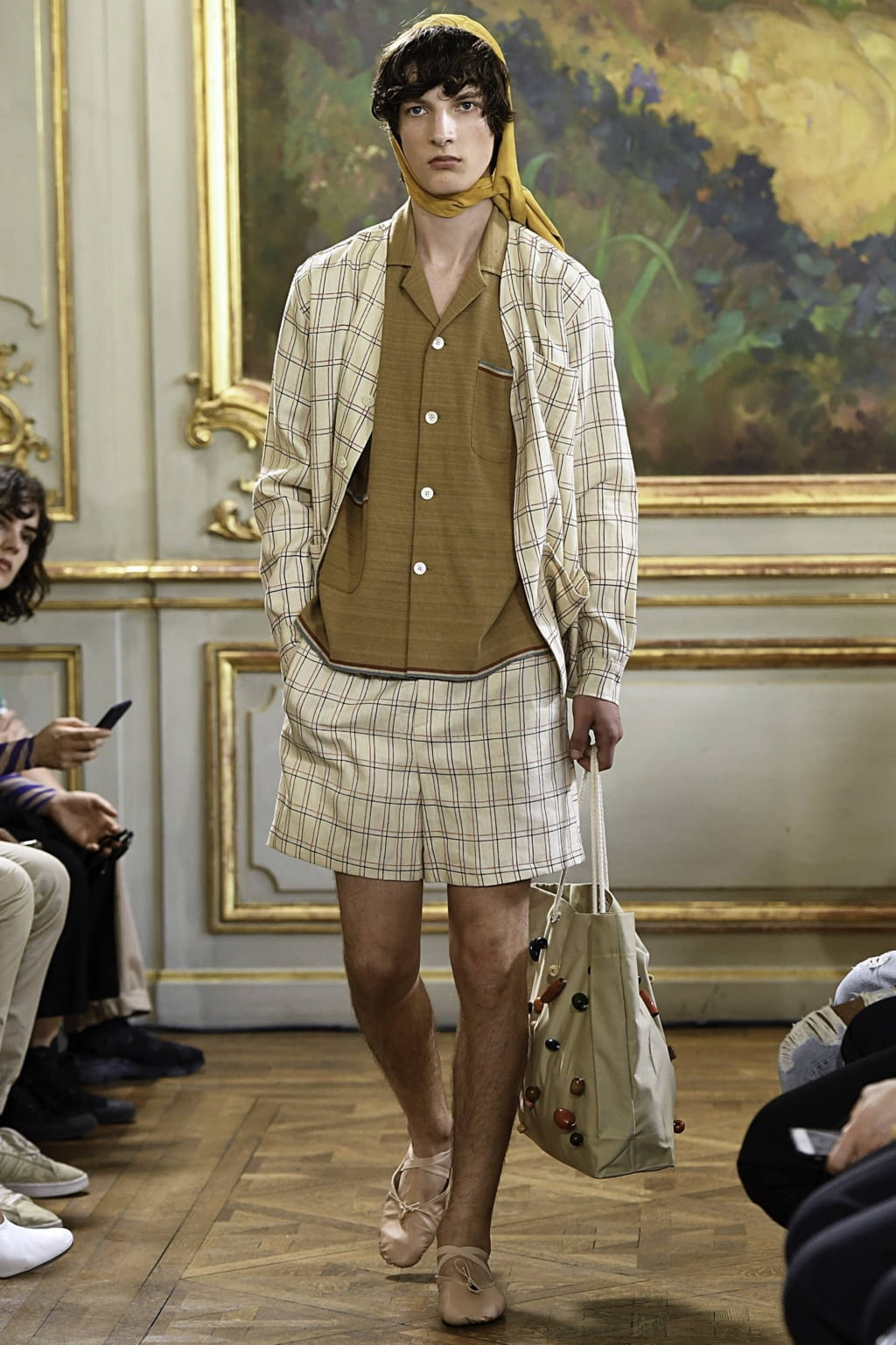 Fashion Week Paris Spring/Summer 2020 look 21 from the Bode collection 男装
