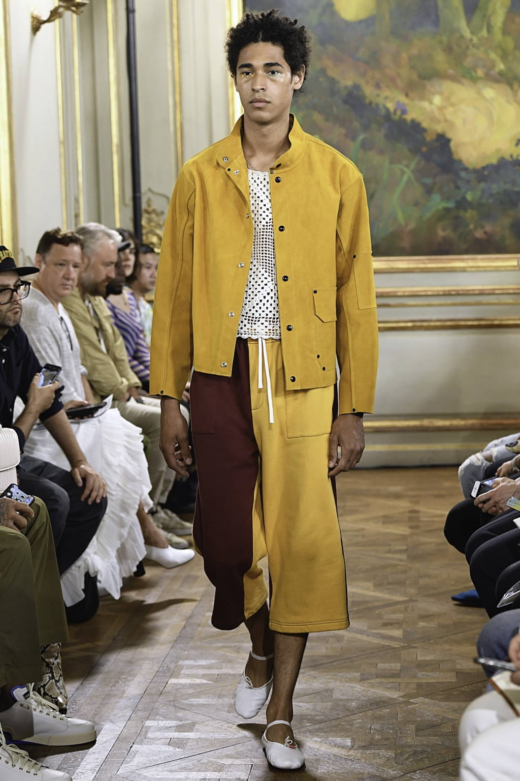 Fashion Week Paris Spring/Summer 2020 look 22 from the Bode collection 男装