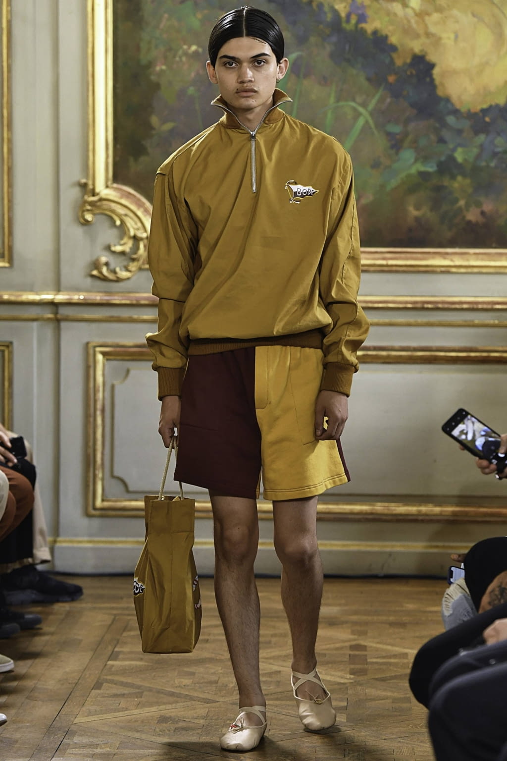 Fashion Week Paris Spring/Summer 2020 look 31 from the Bode collection 男装