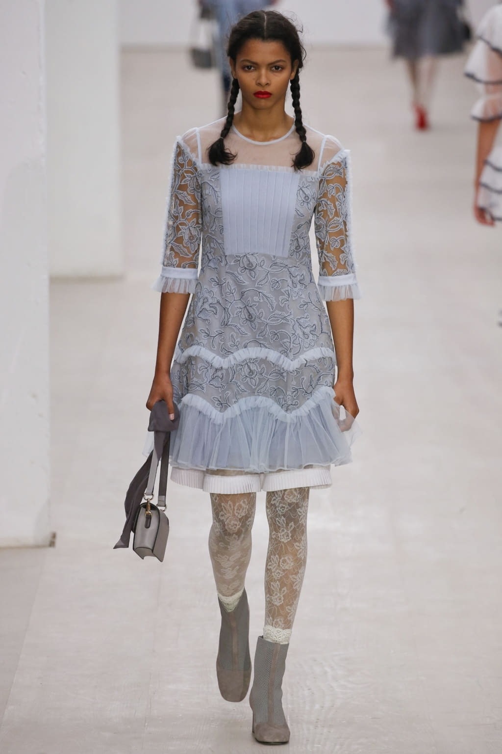 Fashion Week London Spring/Summer 2020 look 14 from the Bora Aksu collection 女装