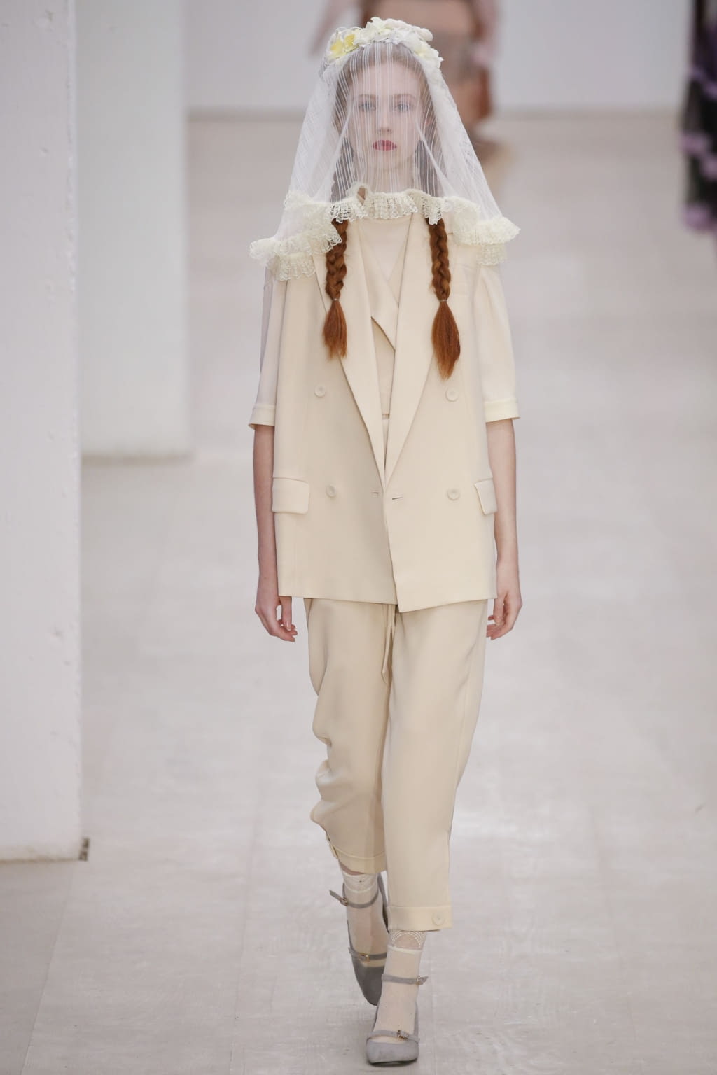 Fashion Week London Spring/Summer 2020 look 20 from the Bora Aksu collection 女装