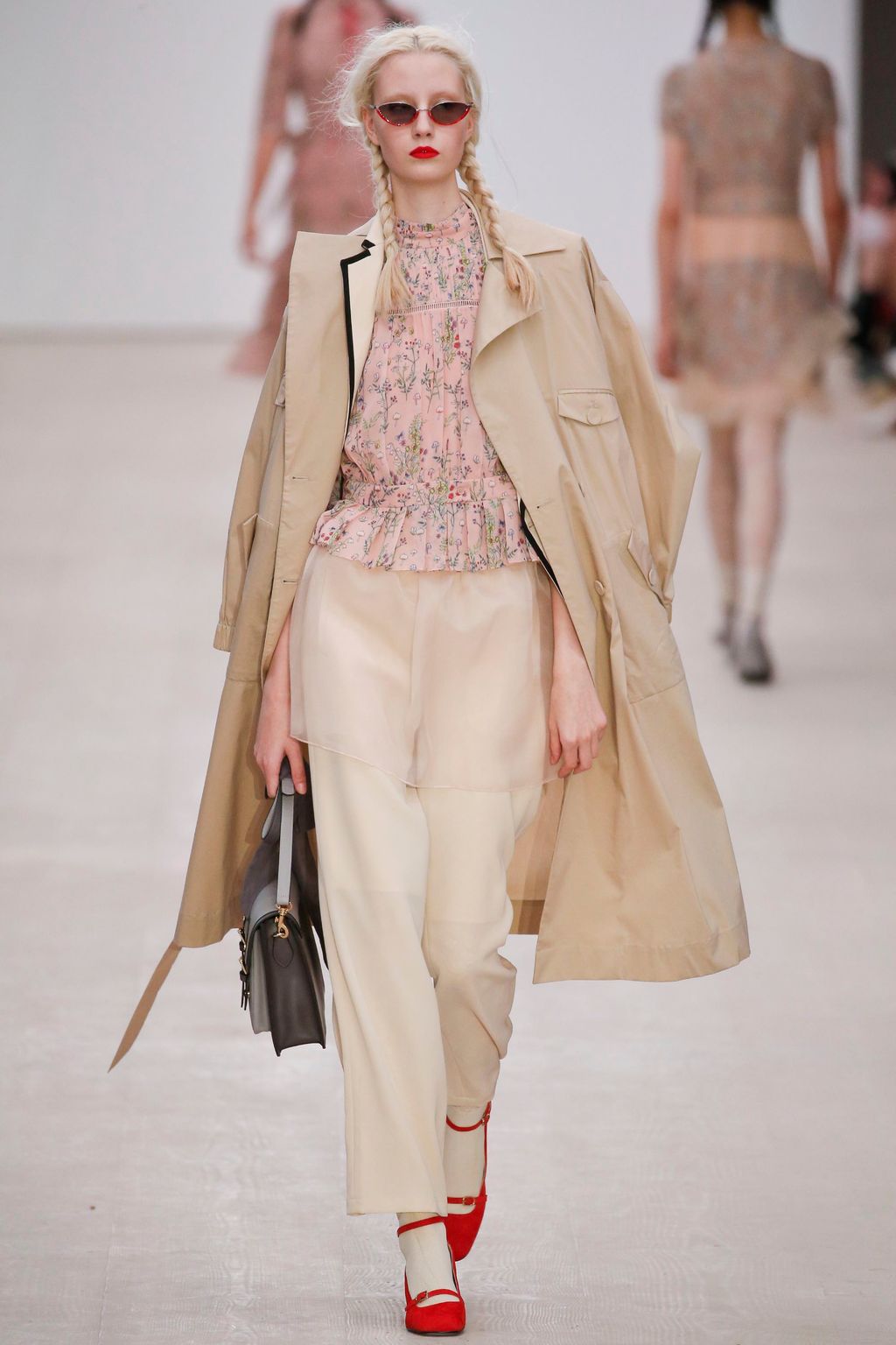 Fashion Week London Spring/Summer 2020 look 26 de la collection Bora Aksu womenswear