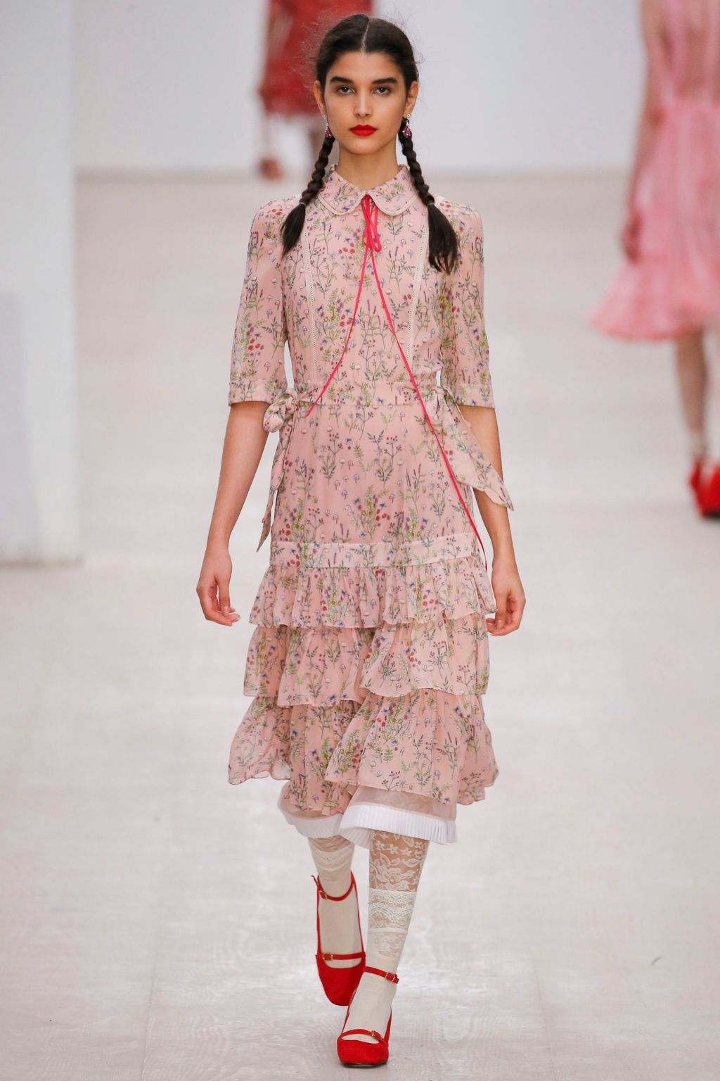 Fashion Week London Spring/Summer 2020 look 27 de la collection Bora Aksu womenswear