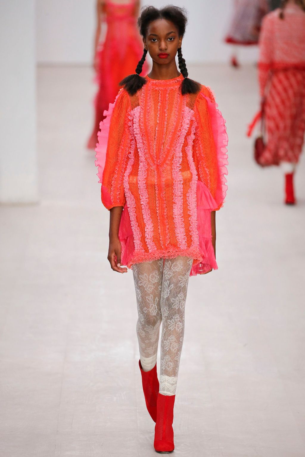 Fashion Week London Spring/Summer 2020 look 35 de la collection Bora Aksu womenswear