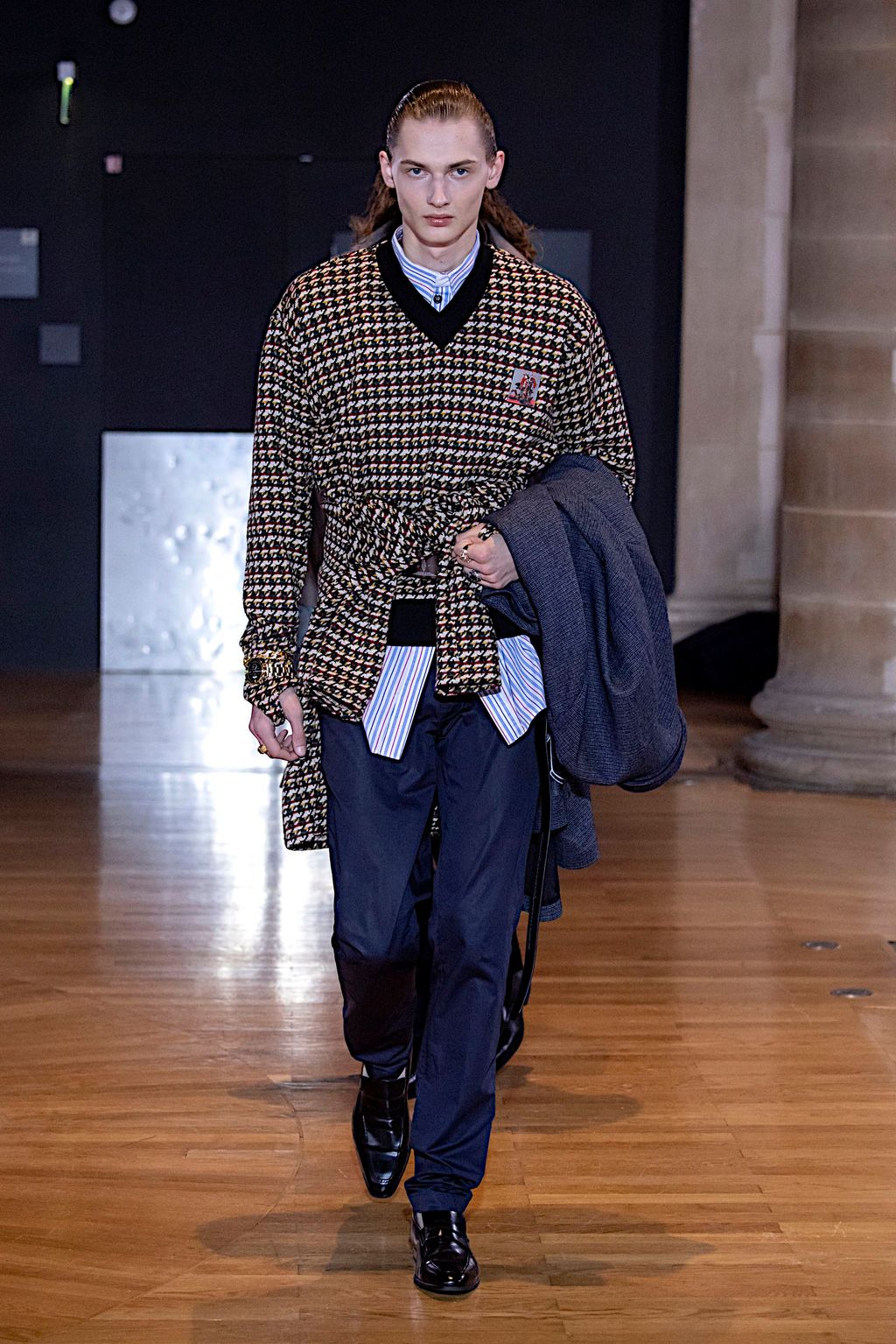 Fashion Week Paris Fall/Winter 2020 look 24 from the Boramy Viguier collection menswear