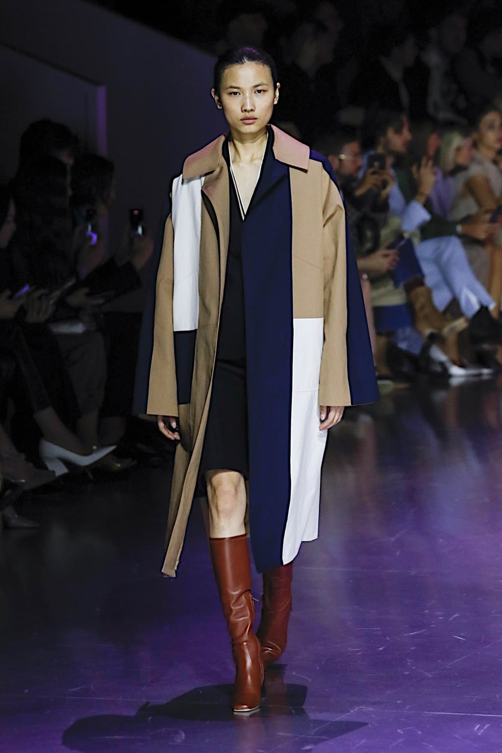 Fashion Week Milan Fall/Winter 2020 look 20 de la collection Boss womenswear