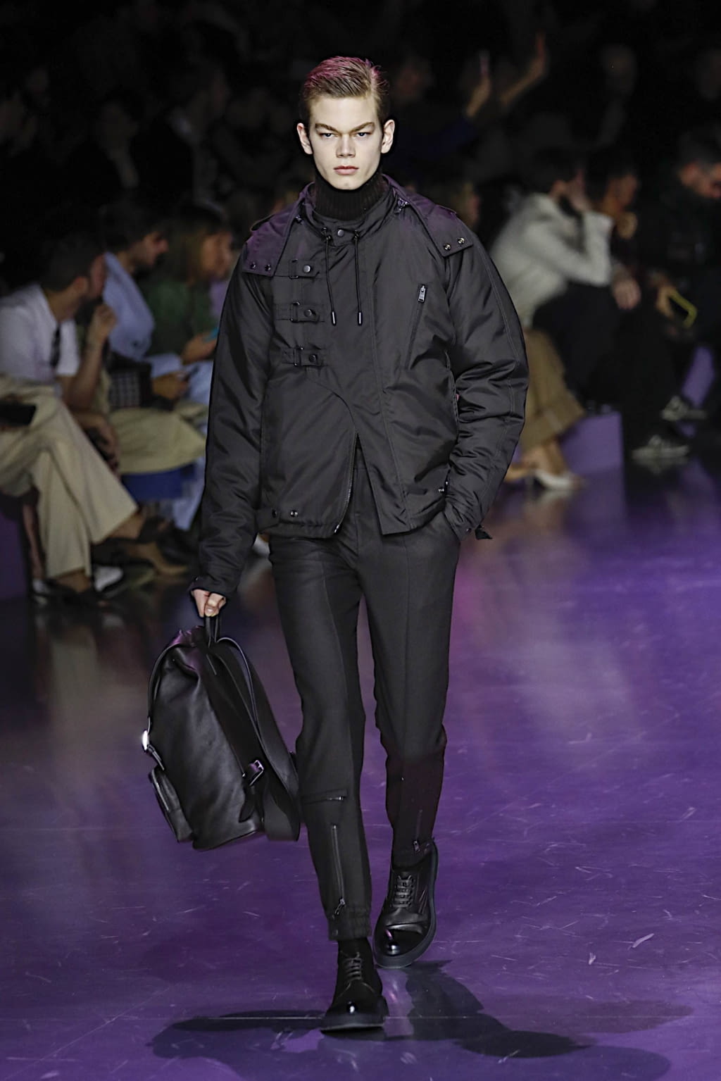 Fashion Week Milan Fall/Winter 2020 look 34 de la collection Boss womenswear