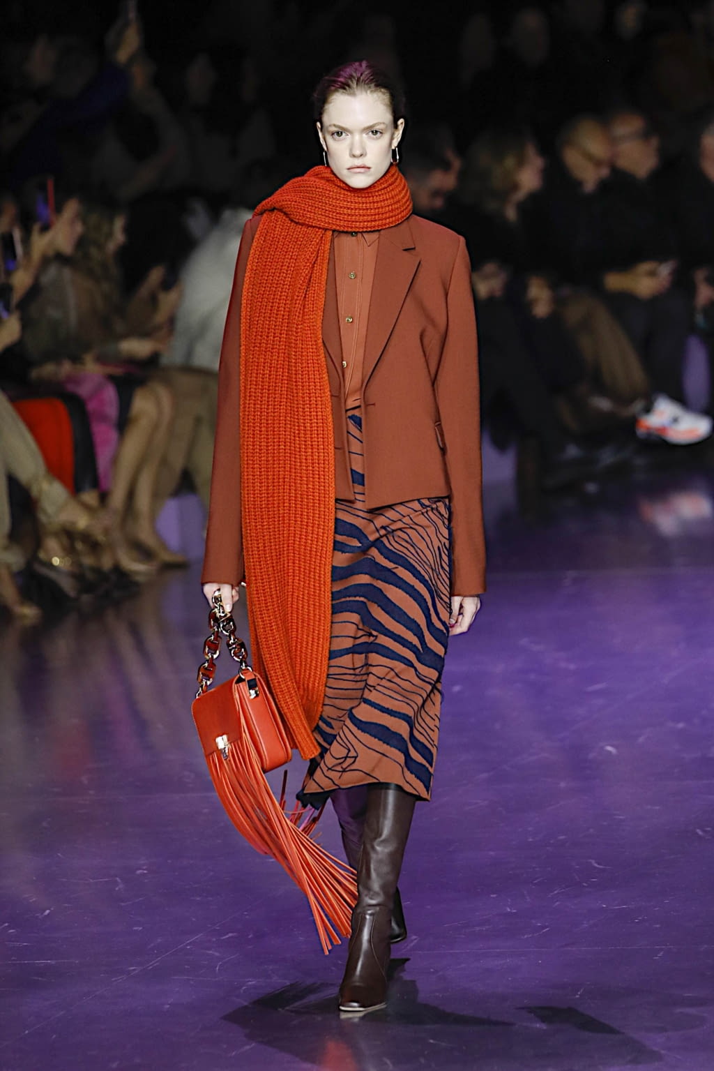 Fashion Week Milan Fall/Winter 2020 look 40 de la collection Boss womenswear