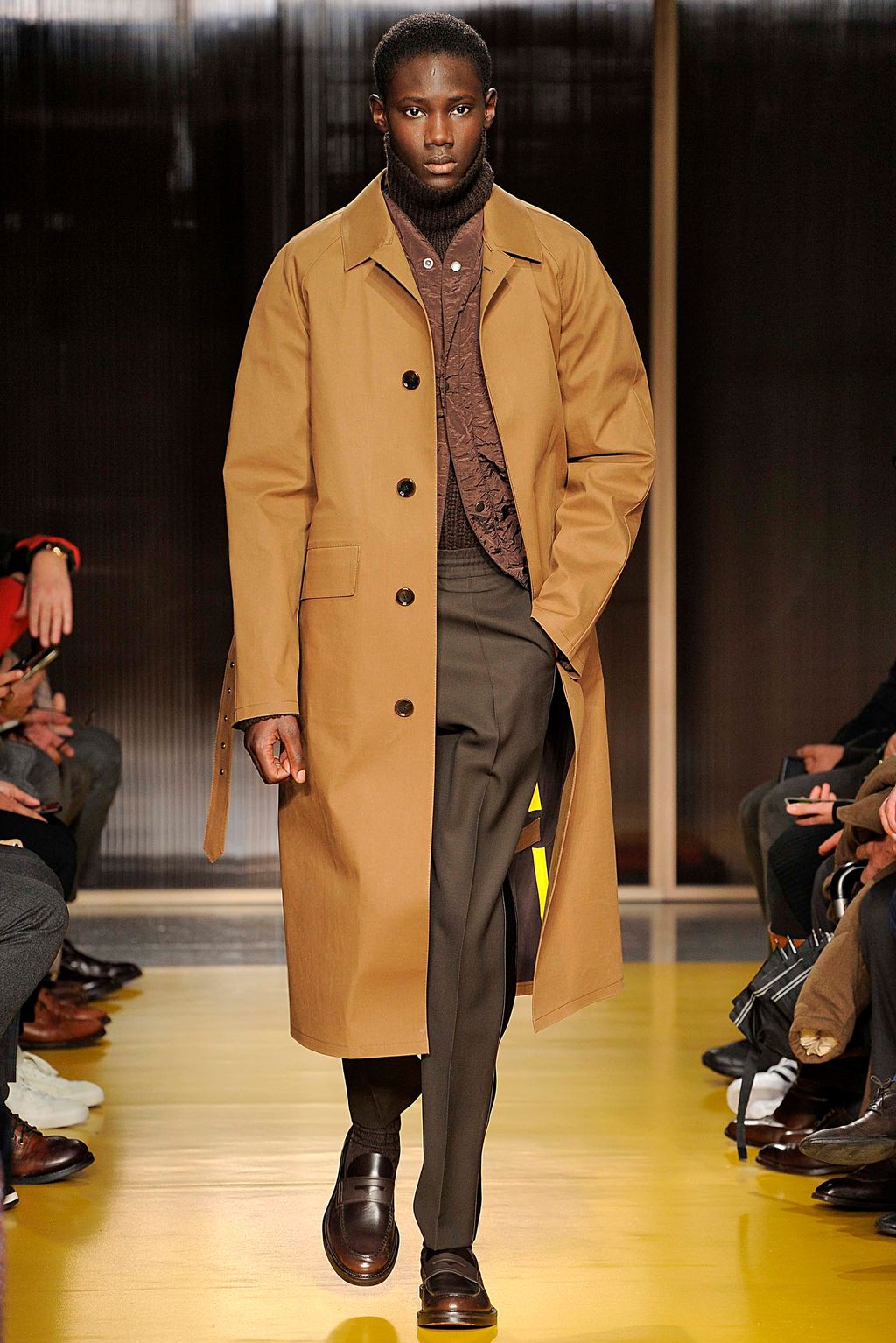 Fashion Week New York Fall/Winter 2018 look 29 from the Boss collection menswear