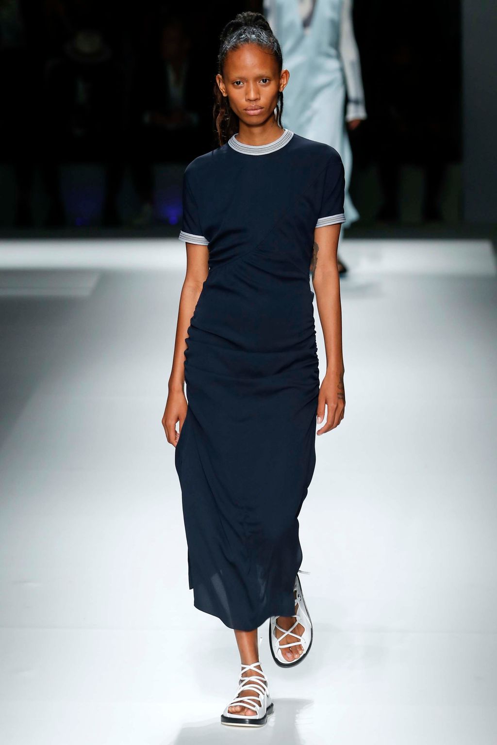 Fashion Week New York Spring/Summer 2019 look 32 de la collection Boss womenswear