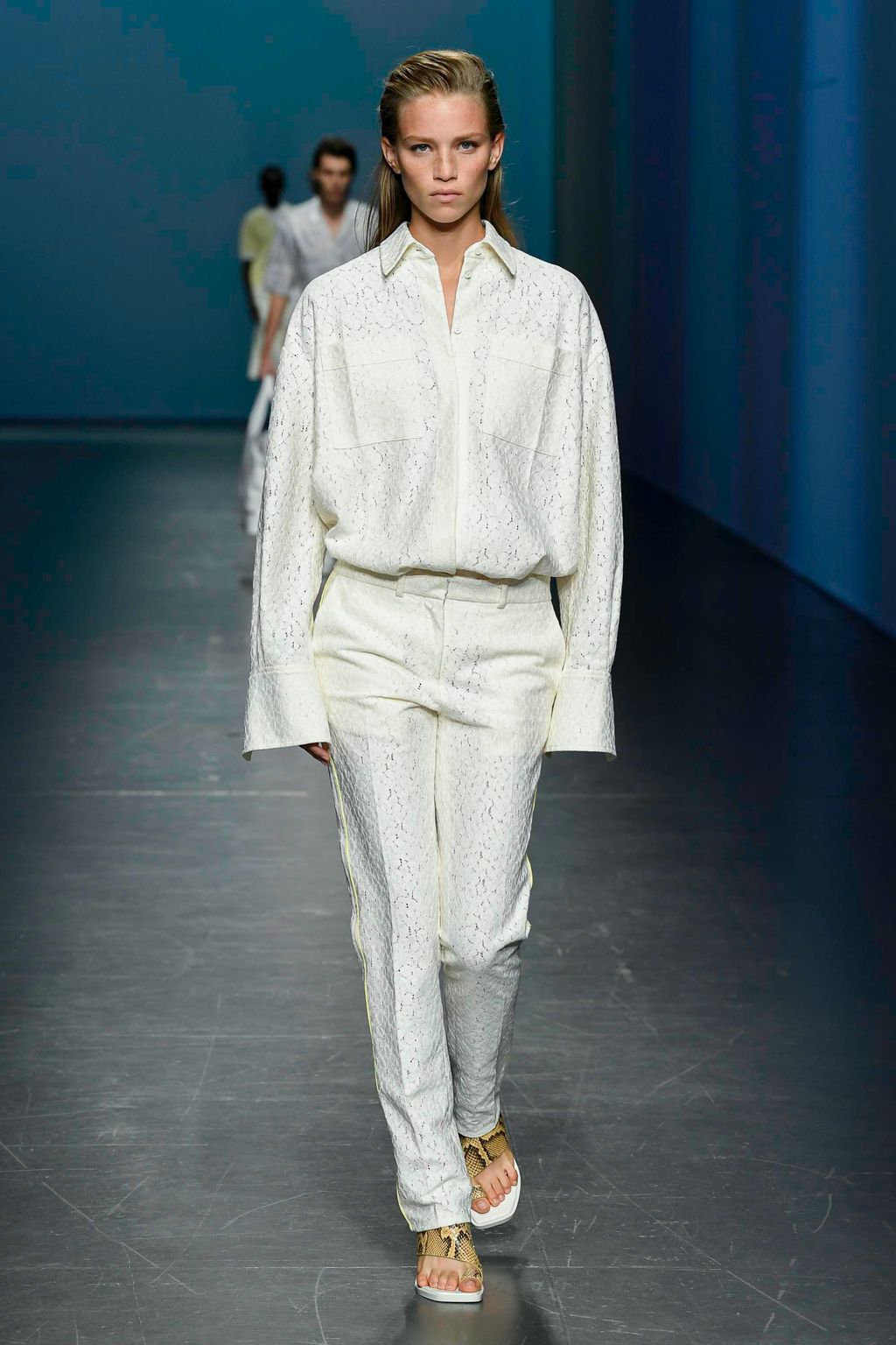 Fashion Week Milan Spring/Summer 2020 look 11 de la collection Boss womenswear