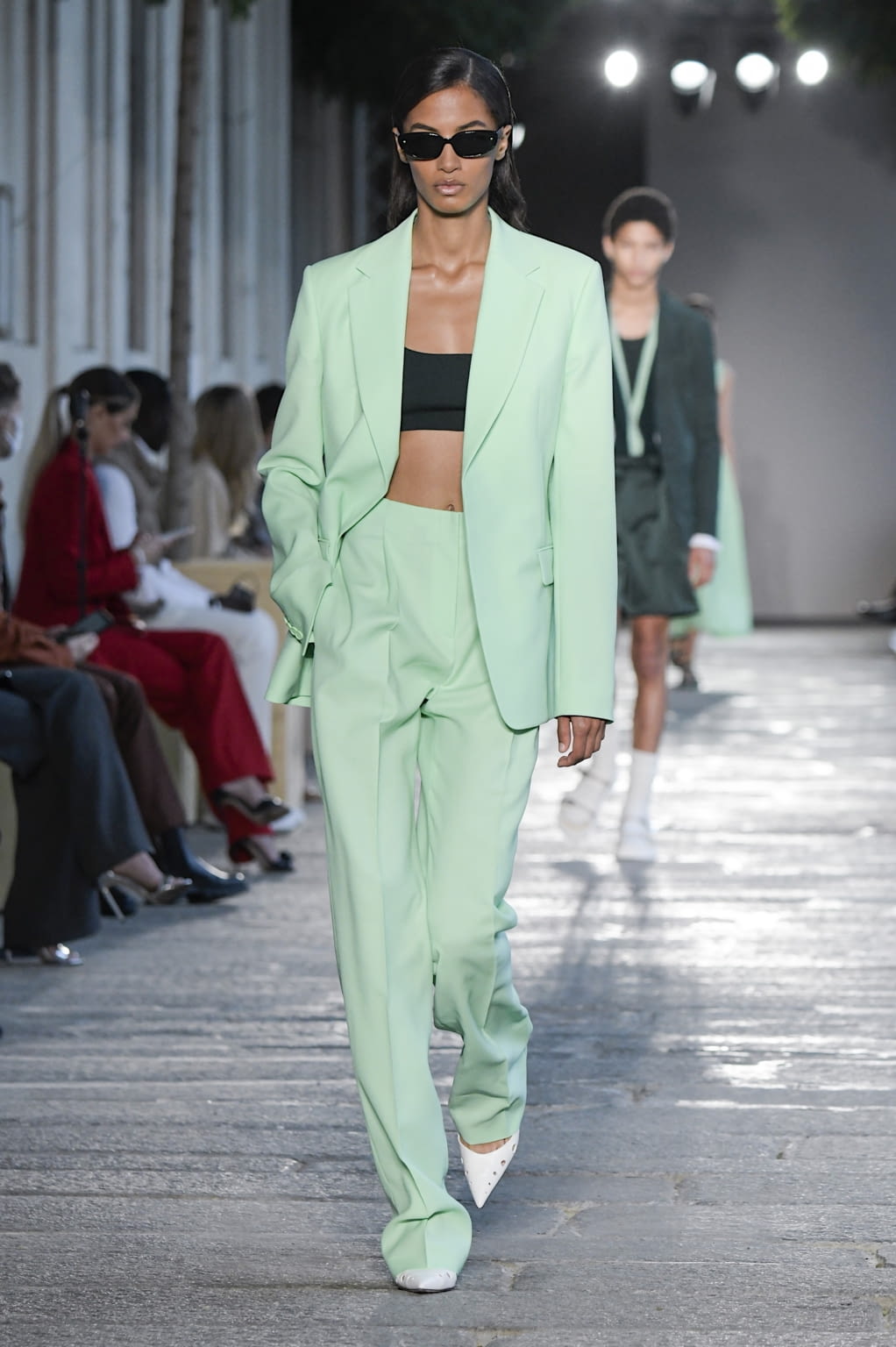 Fashion Week Milan Spring/Summer 2021 look 33 de la collection Boss womenswear