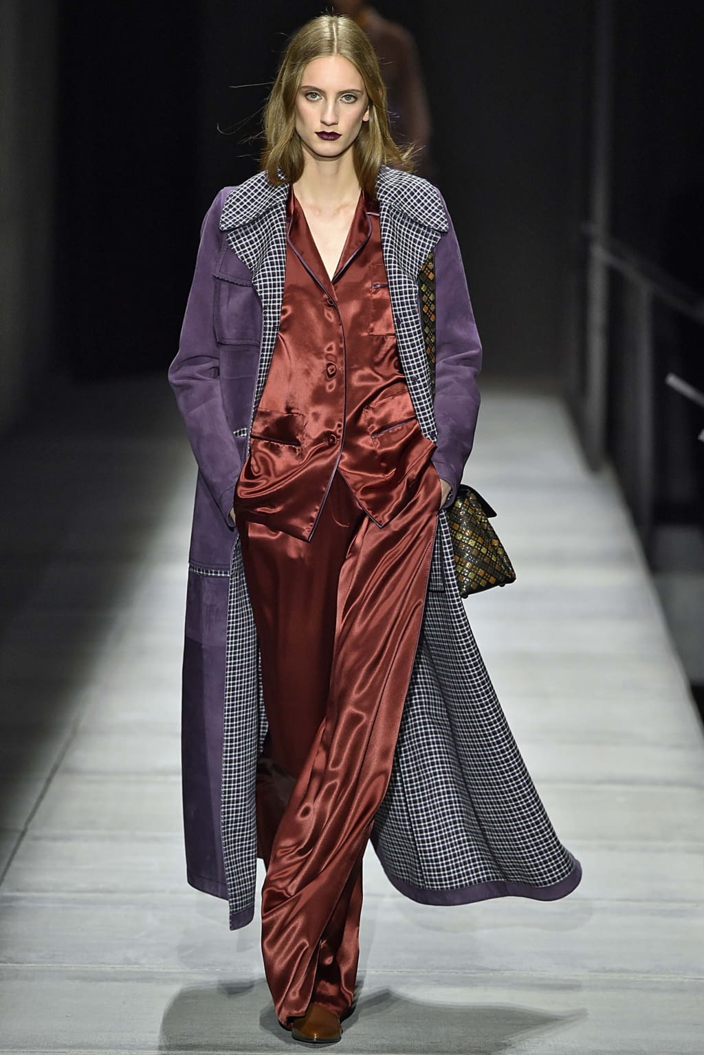 Fashion Week New York Fall/Winter 2018 look 2 from the Bottega Veneta collection womenswear