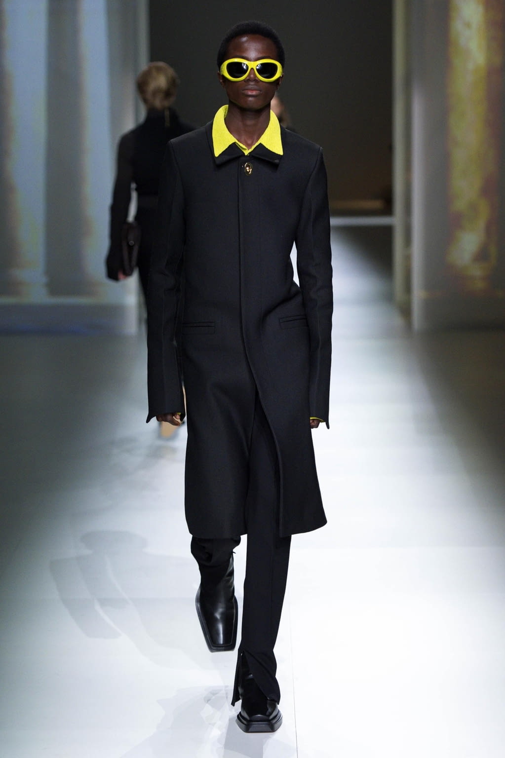 Fashion Week Milan Fall/Winter 2020 look 9 from the Bottega Veneta collection 女装