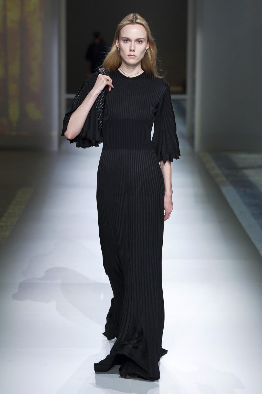Fashion Week Milan Fall/Winter 2020 look 23 from the Bottega Veneta collection womenswear