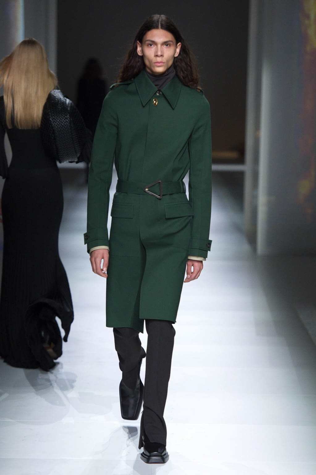 Fashion Week Milan Fall/Winter 2020 look 30 from the Bottega Veneta collection womenswear