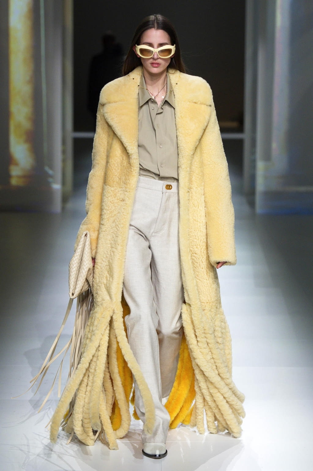 Fashion Week Milan Fall/Winter 2020 look 43 from the Bottega Veneta collection womenswear